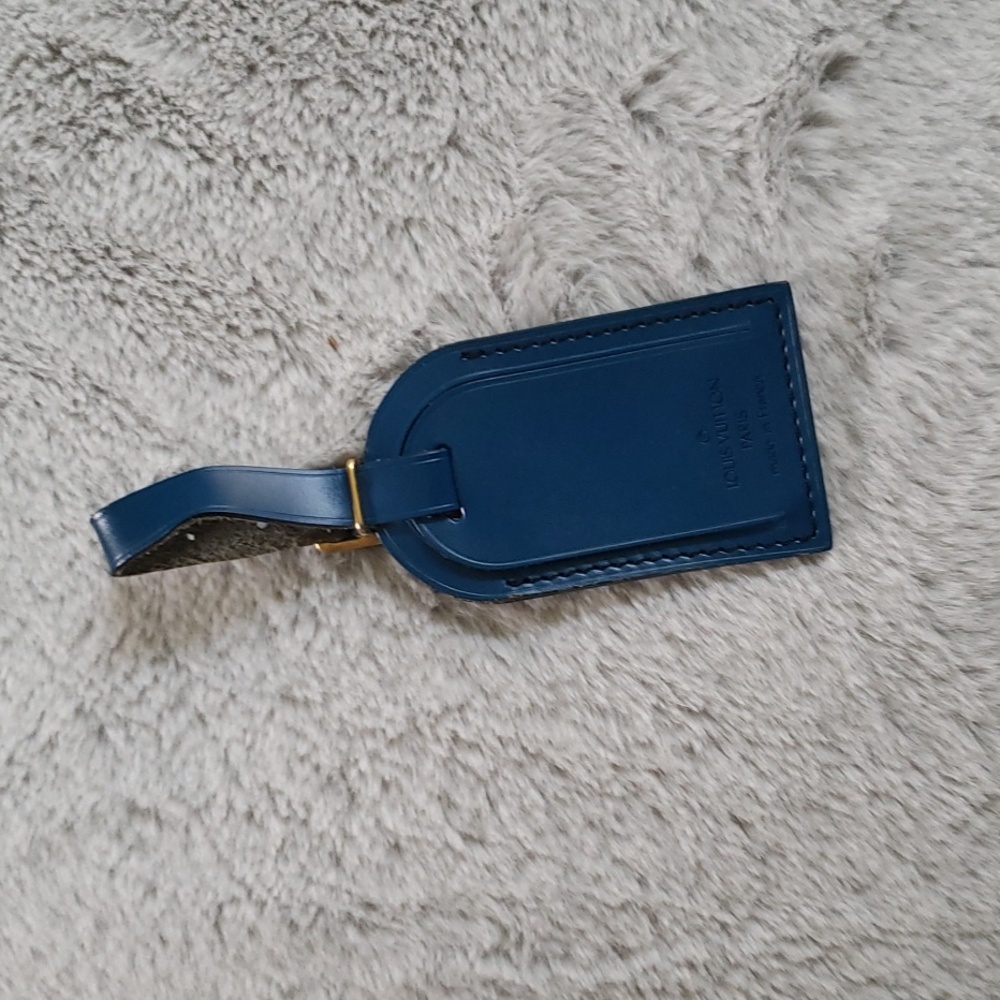 Blue Louis Vuitton 💙 Paris made in 🇫🇷 🇫🇷 France